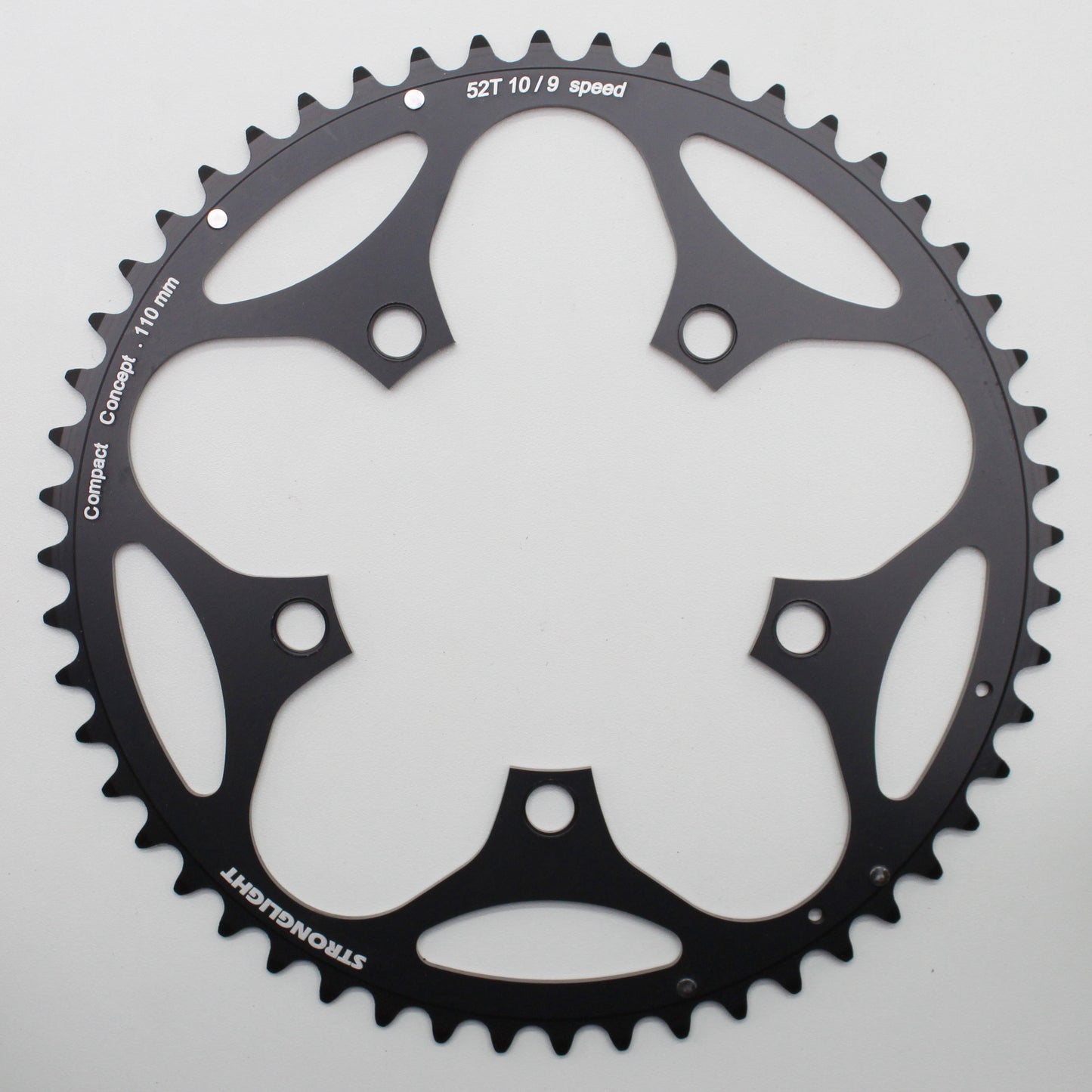 Plateau route Stronglight Dural D110 52D ext Shimano noir 8-9V