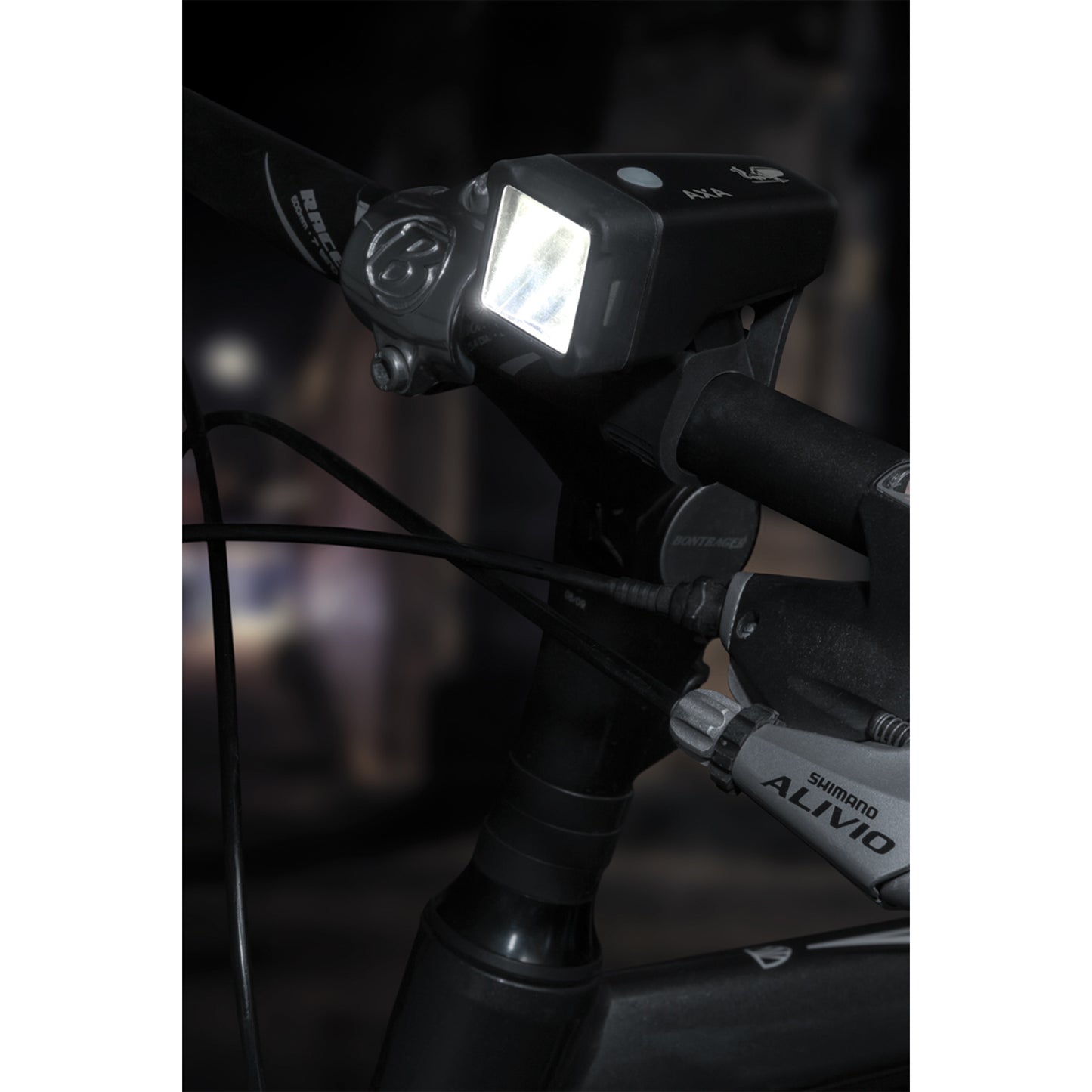 Eclairage vélo à pile kit sur cintre-tige de selle AXA nite line t1
