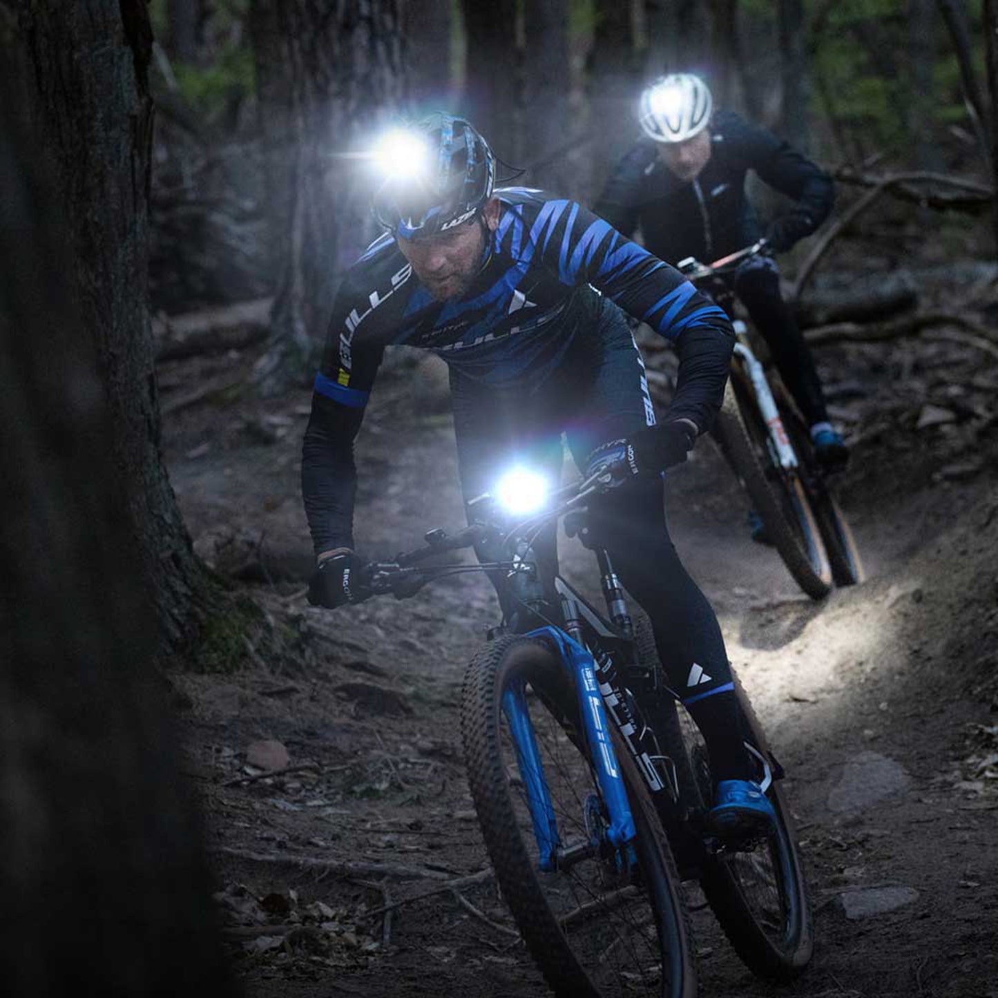 Eclairage vélo usb avant Sigma buster 1100 lumen visibilité 170m