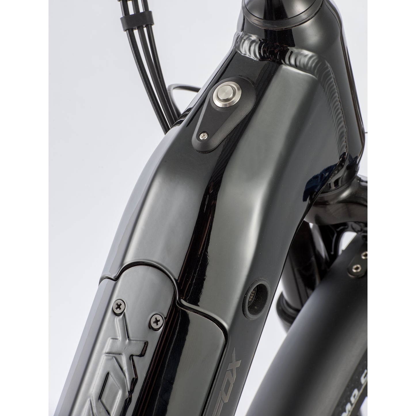 Vélo électrique City 26 Leader Fox Lotus noir Bafang AR 15Ah