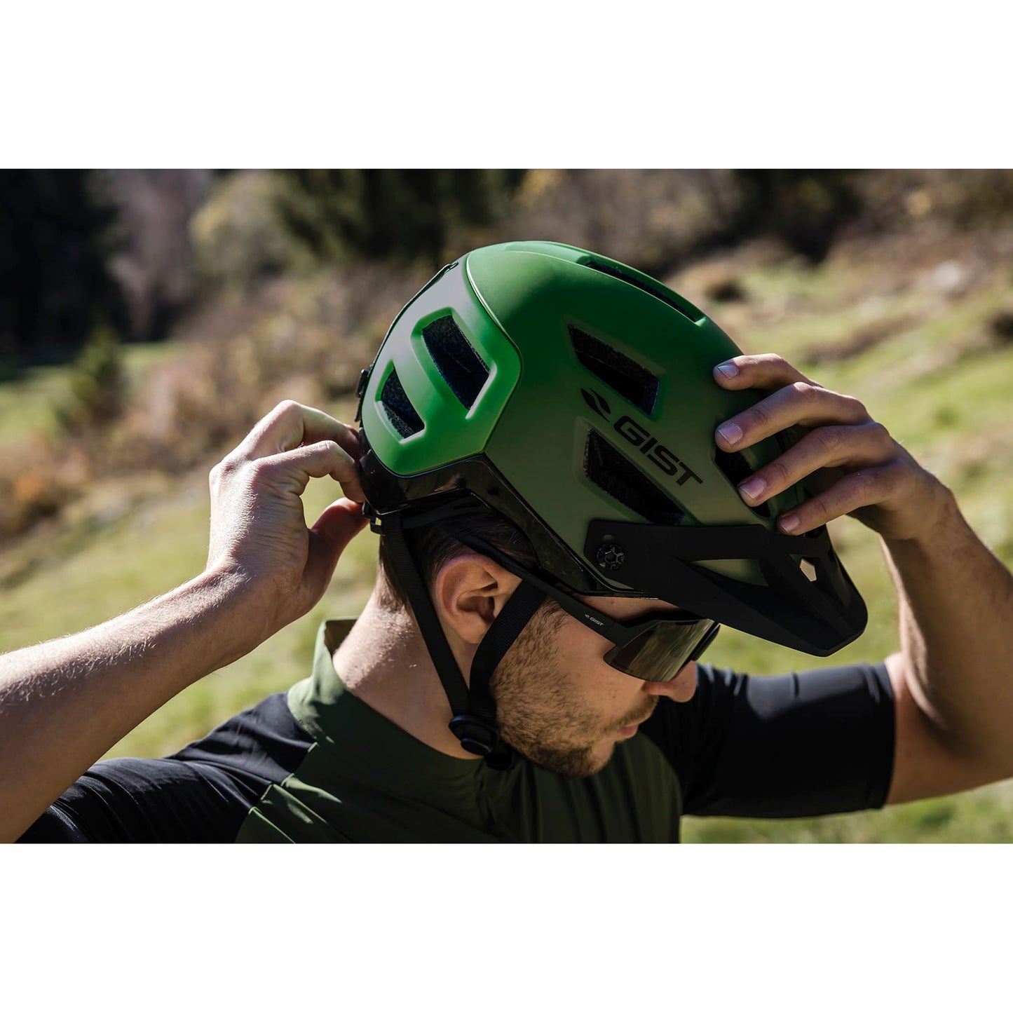 Casque vélo adulte Gist VTT kop gris clair in-mold