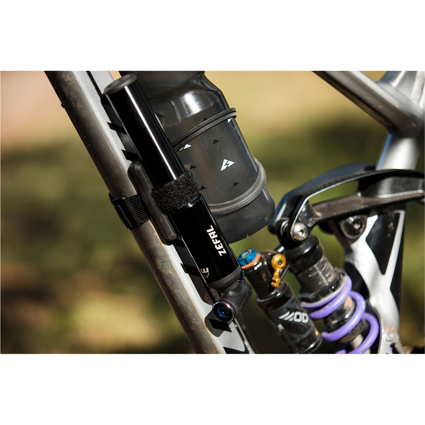Pompe mini VTT Zefal MT Mini alu 4 bars 230mm