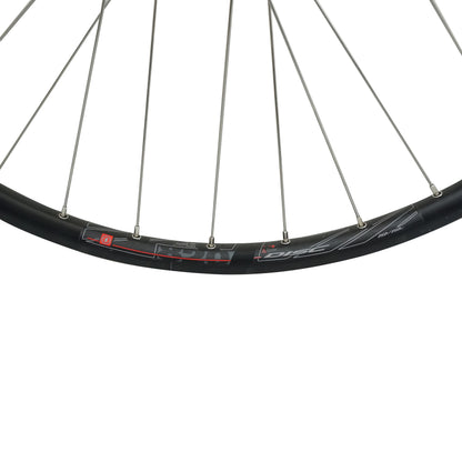 Roue VTC Velox disque blocage 700x35 ER20 avant QC400