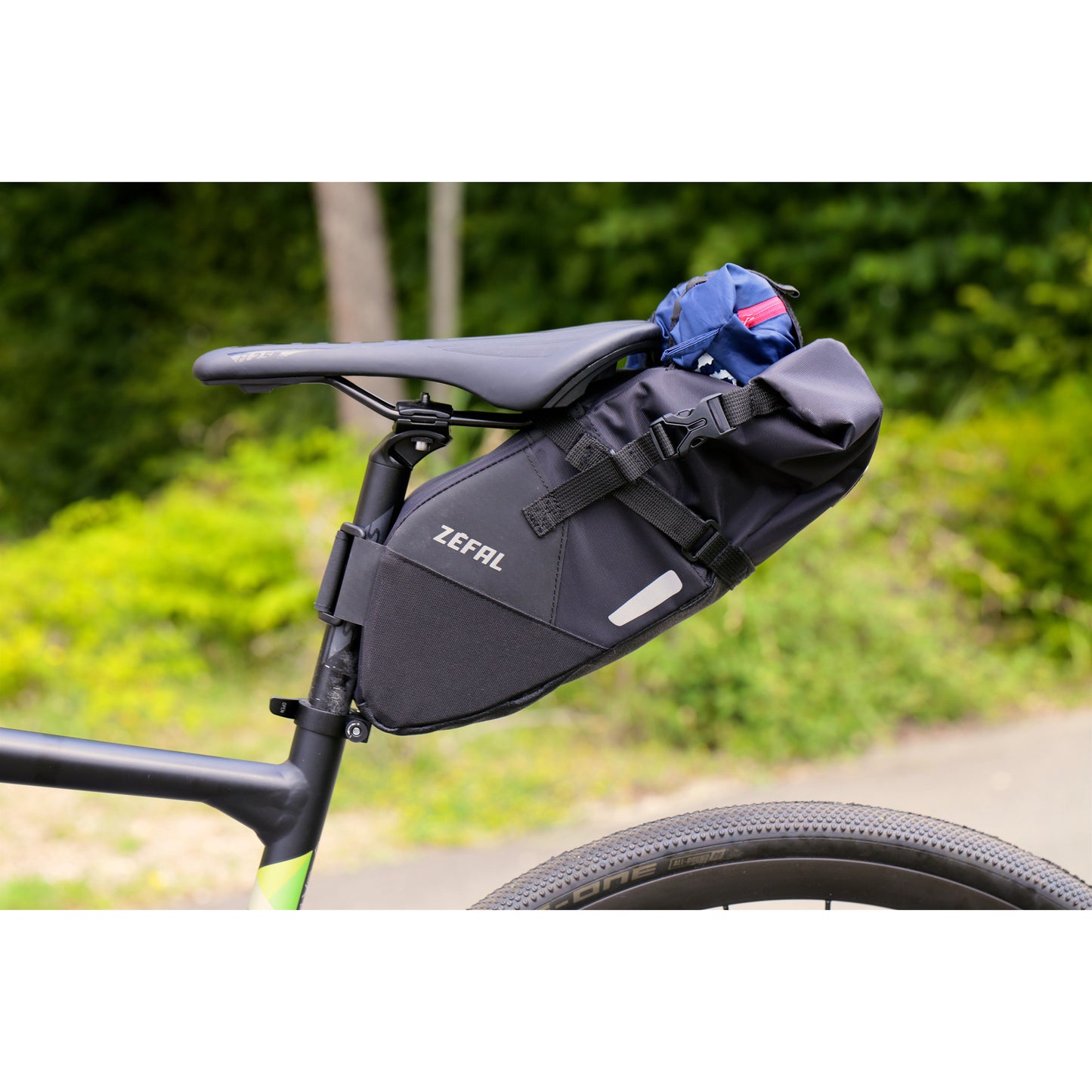 Sacoche de selle bikepacking Zéfal Z Adventure R5