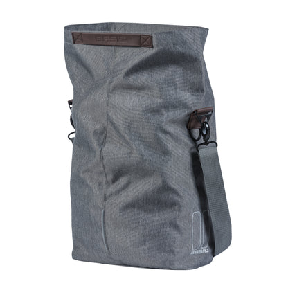 Sacoche arrière vélo latérale sac bandoulière Basil city shopper gris clair droit-gauche 14-16l fixation hook-on porte bagage fermeture pliante anti-pluie