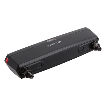 Eclairage vélo à pile arrière sur porte bagage AXA juno auto 80mm livré avec 2 piles aaa visible à 500m