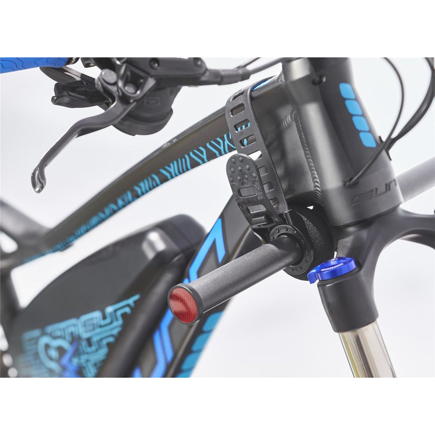 Mottez Shiva 2 VAE Trunk Bike Rack with Anti-Theft Device