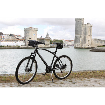 Sacoche de cintre Hapo.g cyclindre noir fixation velcros 2l l25 x l13.5 x h10