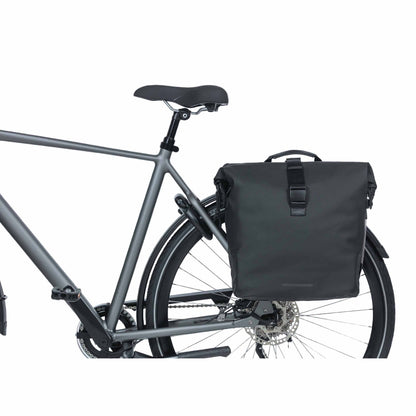 Basil Soho Double Pannier 41L Black Rack Mount MIK System 31x12x37cm with LED lighting