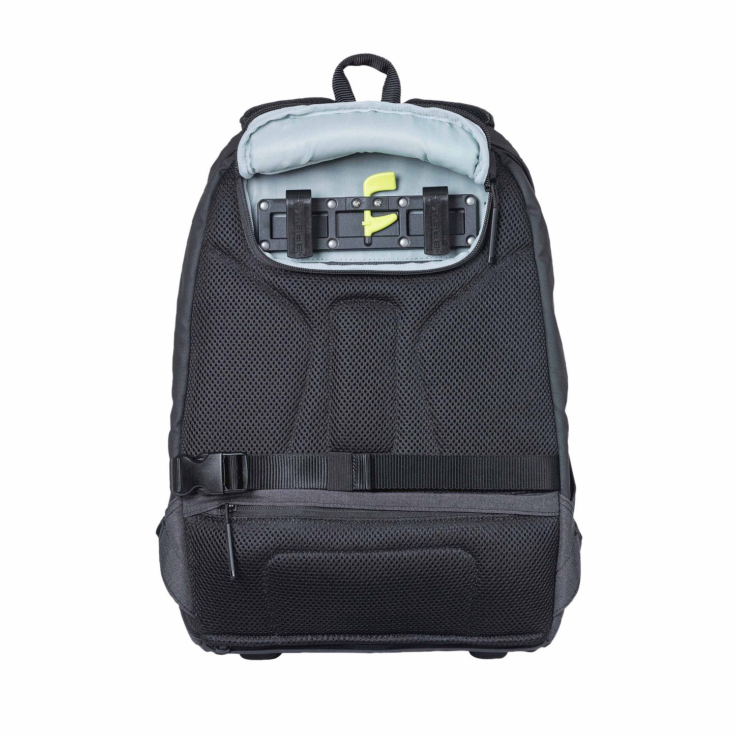 Sacoche arrière sac à dos vélo latérale Basil b-safe nordlicht gris graphite 13l waterproof fixation hook sur porte bagage avec éclairage led fixe-clignotant