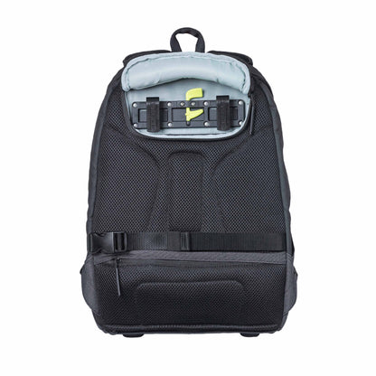 Sacoche arrière sac à dos vélo latérale Basil b-safe nordlicht gris graphite 13l waterproof fixation hook sur porte bagage avec éclairage led fixe-clignotant