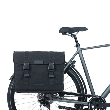 Sacoche arrière vélo double Basil kavan 58l noir 37x24x33cm