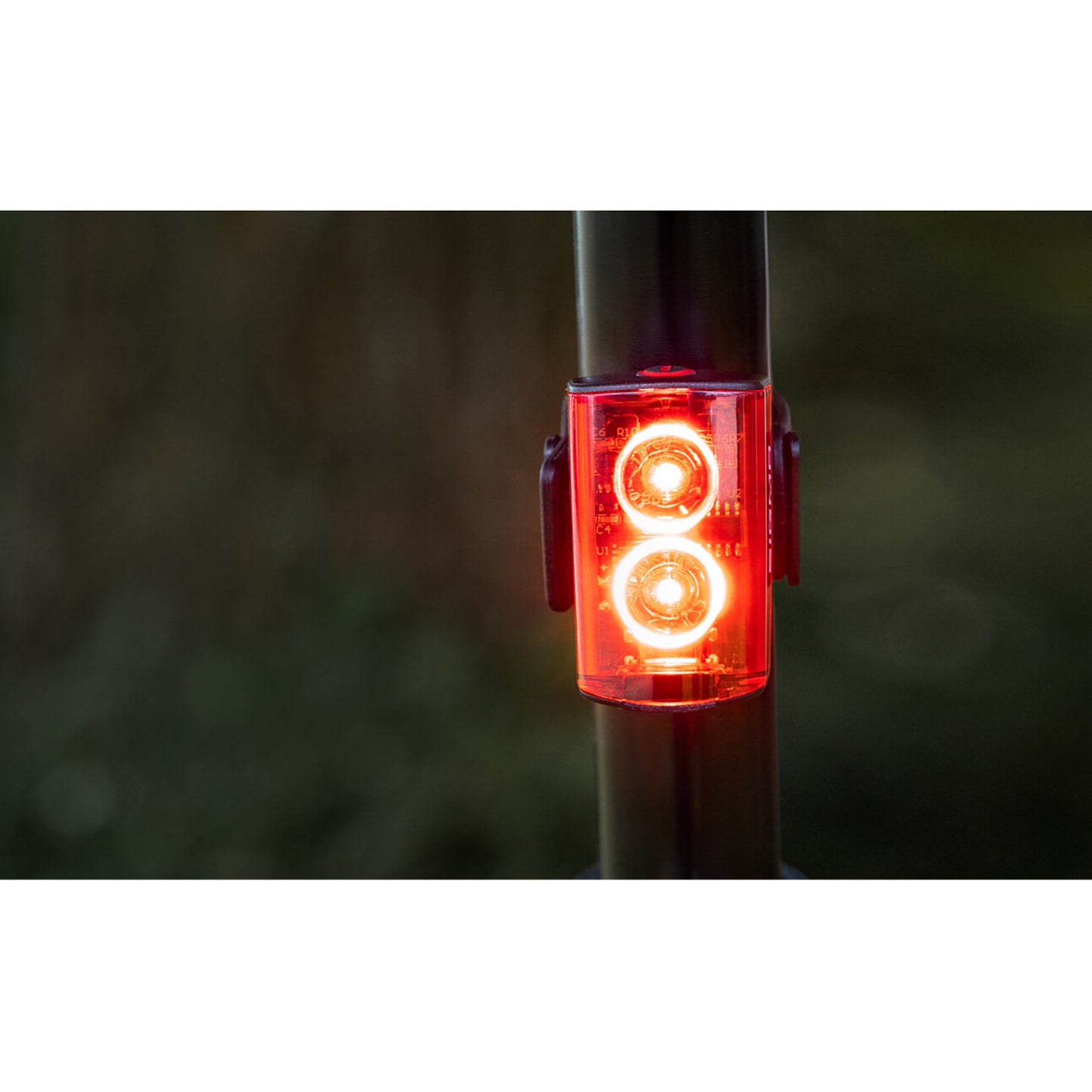 Eclairage vélo usb arrière sur tige de selle Sigma buster rl 80