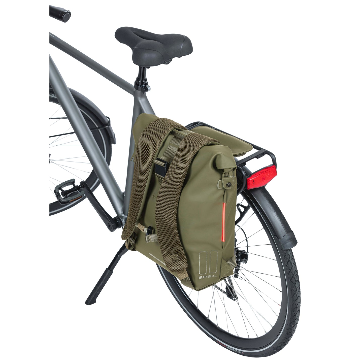 Sacoche arrière sac à dos vélo latérale Basil soho 17l vert forêt fixation porte bagage crochet hook 31x14x37cm avec éclairage led