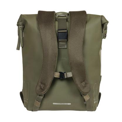 Sacoche arrière sac à dos vélo latérale Basil soho 17l vert forêt fixation porte bagage crochet hook 31x14x37cm avec éclairage led