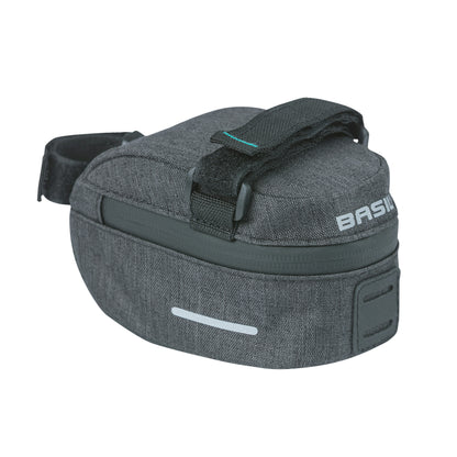 Sacoche de selle vélo Basil discovery 0.5l gris-noir fixation sangles sur chariot de selle polyester imperméable avec Housse anti-pluie