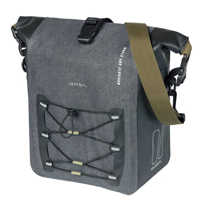 Sacoche arrière vélo latérale Basil navigator cyclotouriste waterproof 12-15l noir fixation mik studs sur porte bagage 32x15x25.5cm