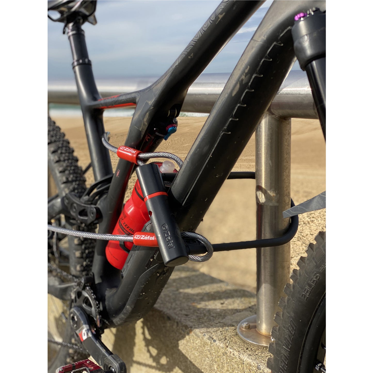 Antivol vélo U Zefal K-traz u17 à clé 115 x 230 mm d 17 mm avec câble 1.2m avec support clip