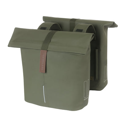 Sacoche arrière vélo double Basil vegan vert imitation cuir 28-32l fixation universelle porte bagage fermeture pliante anti-pluie avec réflechissant