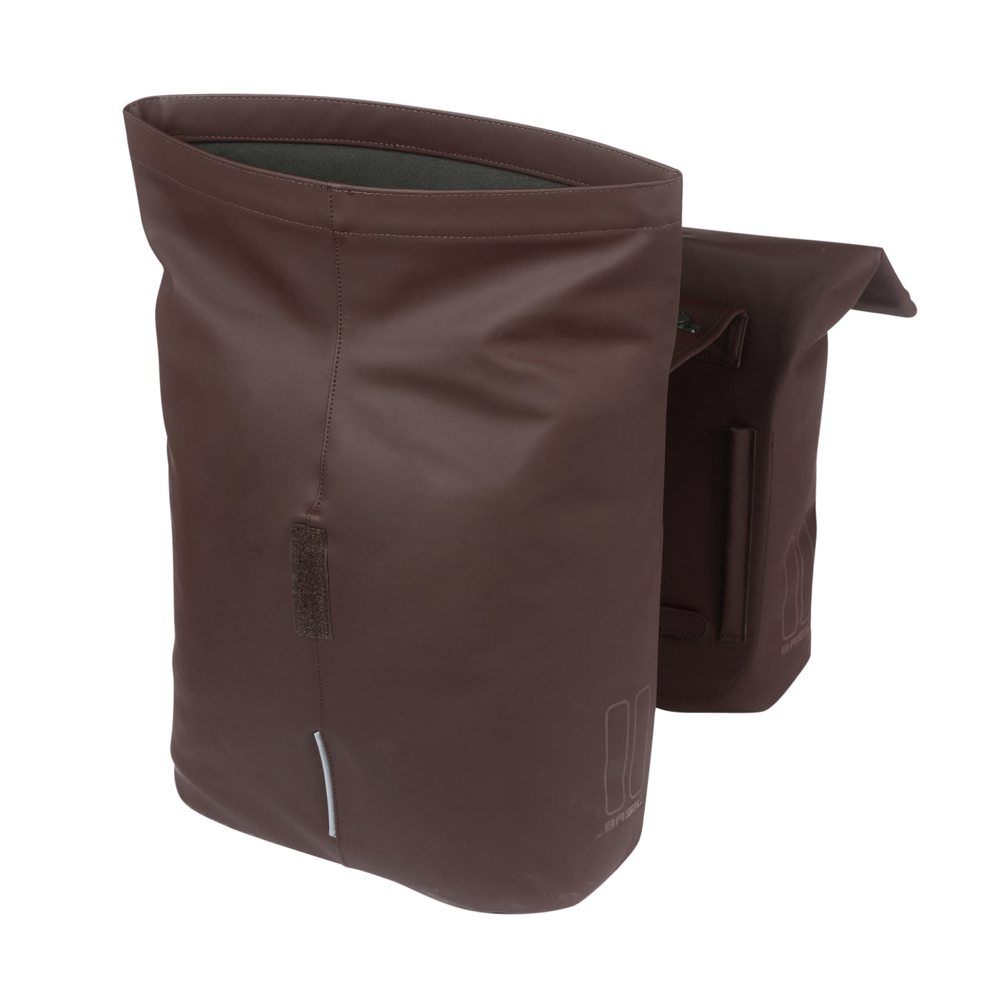 Sacoche arrière vélo double Basil vegan marron imitation cuir 28-32l fixation porte bagage fermeture pliante anti-pluie avec réflechissant fixation système mik