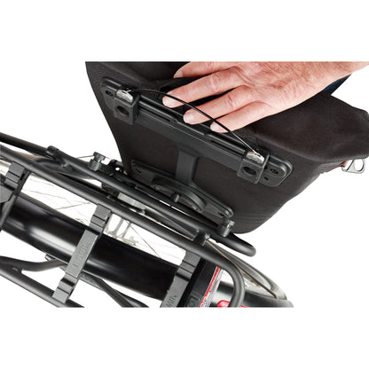 Sacoche arrière vélo latérale sac bandoulière Basil city shopper noir droit-gauche 14-16l fixation mik studs pour porte bagage
