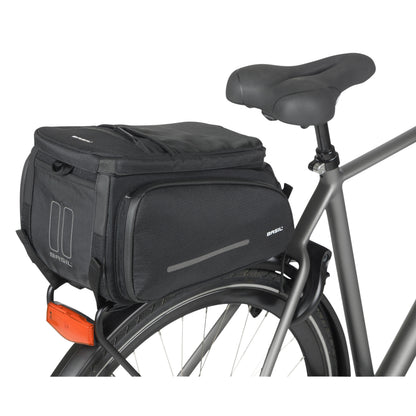 Sacoche arrière vélo trunkbag Basil move noir 10-26l fixation mik pour porte bagage 24x33x15cm / compatible système mik fixation non inclus