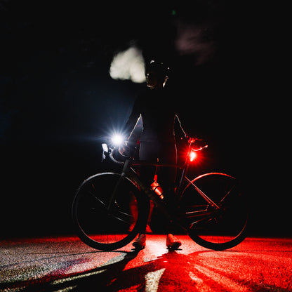 Eclairage vélo usb avant sur cintre Zéfal supervision f800 lumens noir