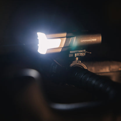 Eclairage vélo usb avant sur cintre Zéfal supervision f800 lumens noir