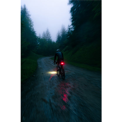 Eclairage vélo usb arrière sur tige de selle Zéfal supervision r150 lumens noir