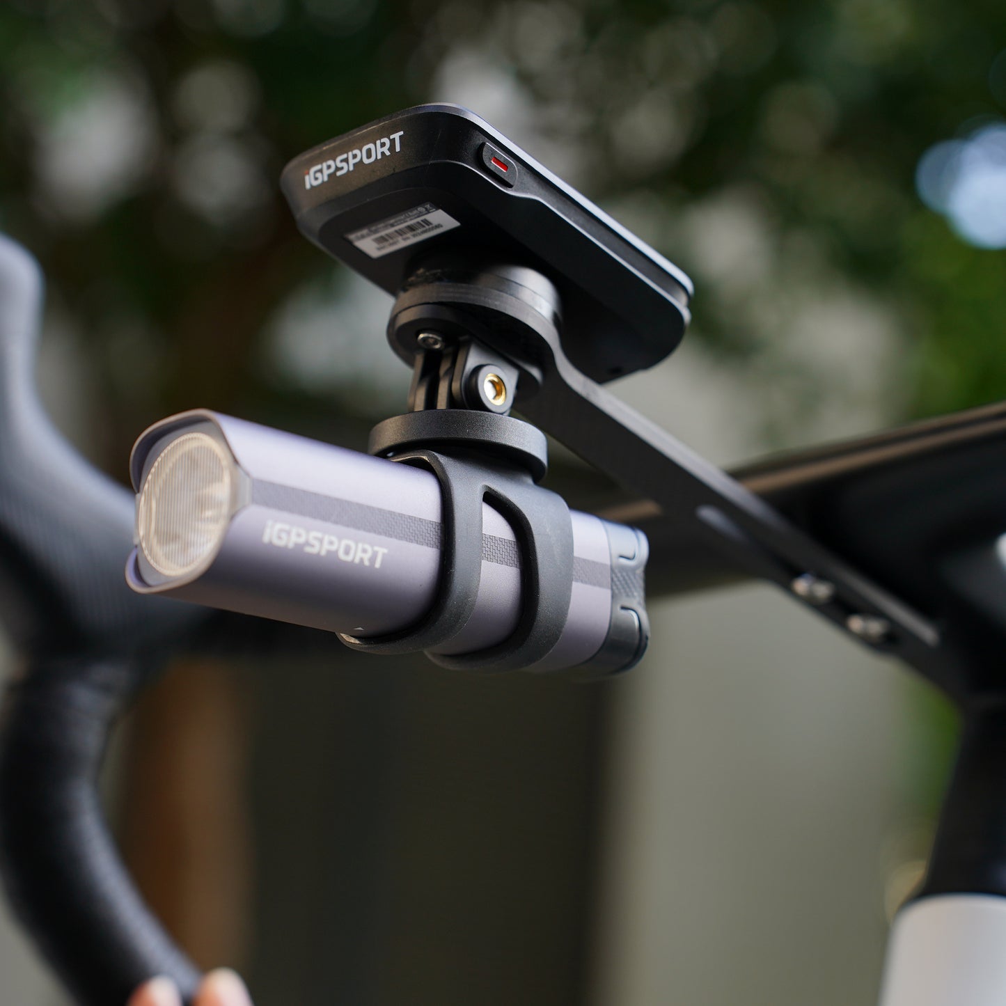 Support for Igpsport M82s bike computer and front light, integrated road handlebar-stem mount for bike computer