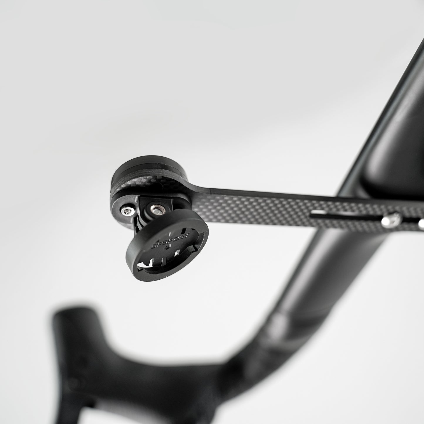 Support for Igpsport M82s bike computer and front light, integrated road handlebar-stem mount for bike computer