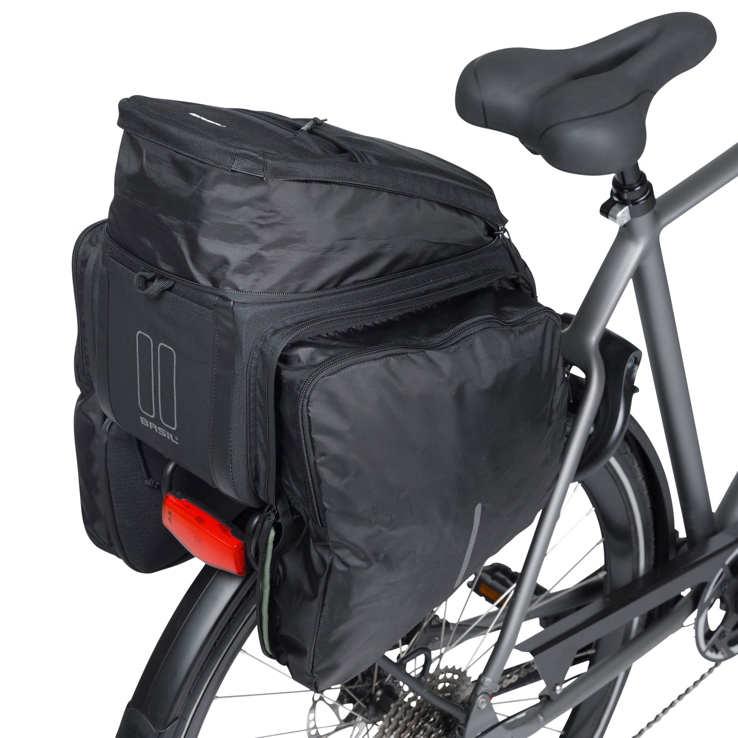 Sacoche arrière vélo Basil move noir avec soufflet waterproof extensible 10-26l fixation porte bagage l33x l24cmxh18cm fixation système mik 2.0 inclus