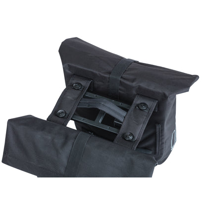 Sacoche arrière vélo double Basil city noir 28-32l fixation porte bagage fixation système mik 2.0 33x30x19cm fermeture pliante anti-pluie
