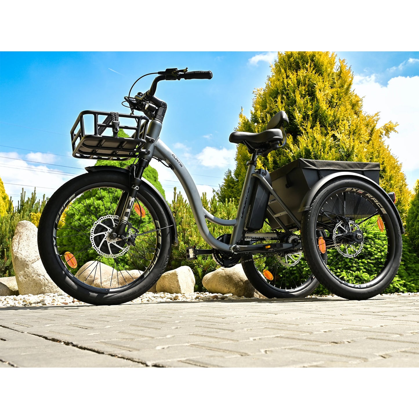 Tricycle VAE Leader Fox Curtis X 24 2025 gris 8V housse