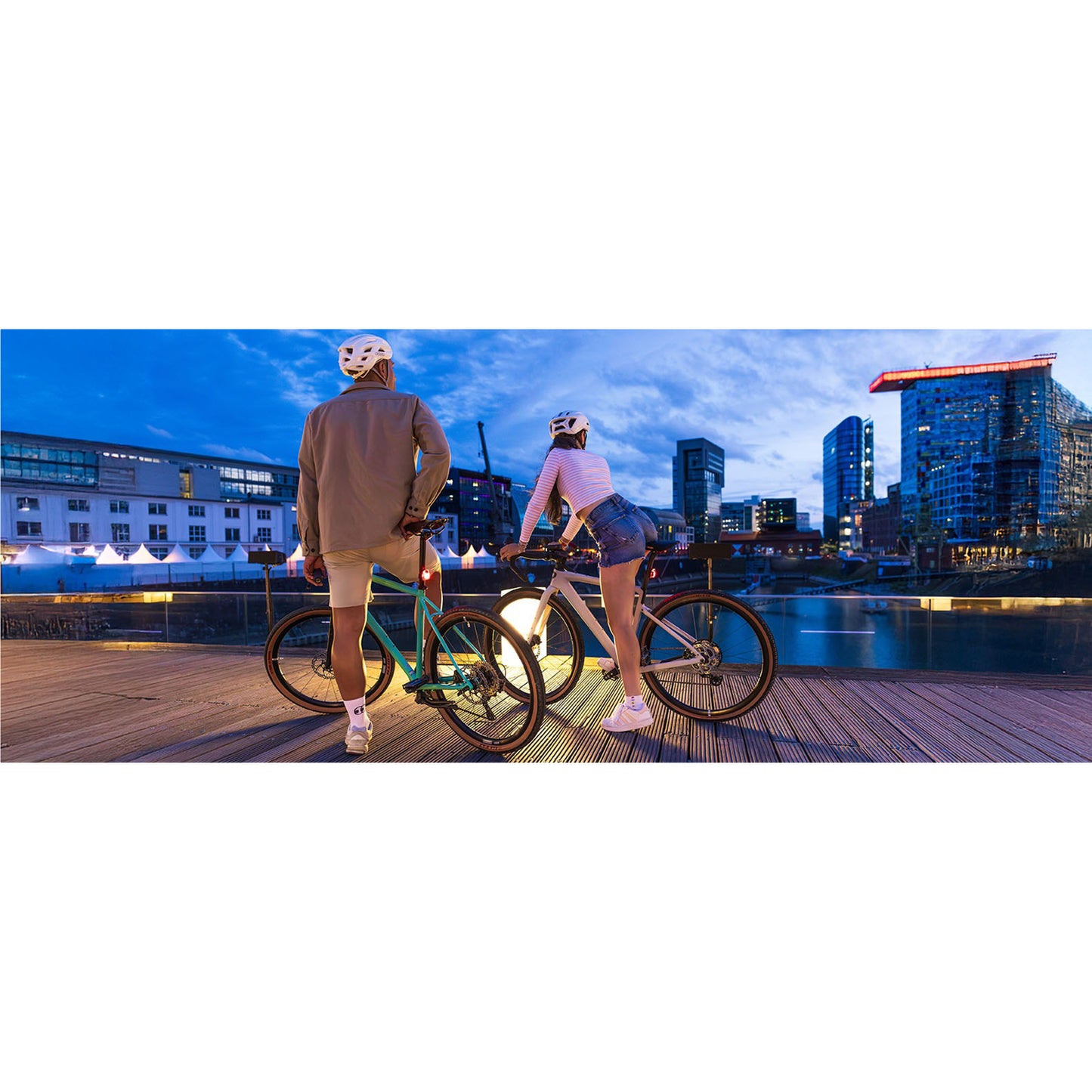Eclairage vélo usb arrière sur tige de selle Sigma hiro 10